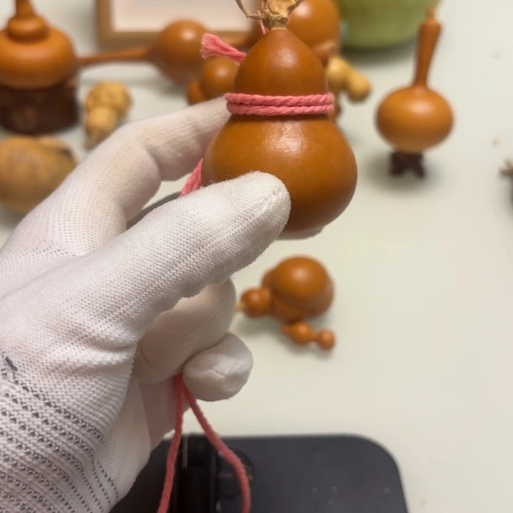 云***鼎天然手捻老皮葫芦