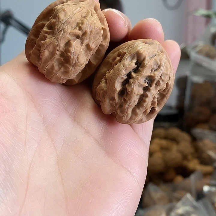 文玩核桃把件38平谷方块蜡皮