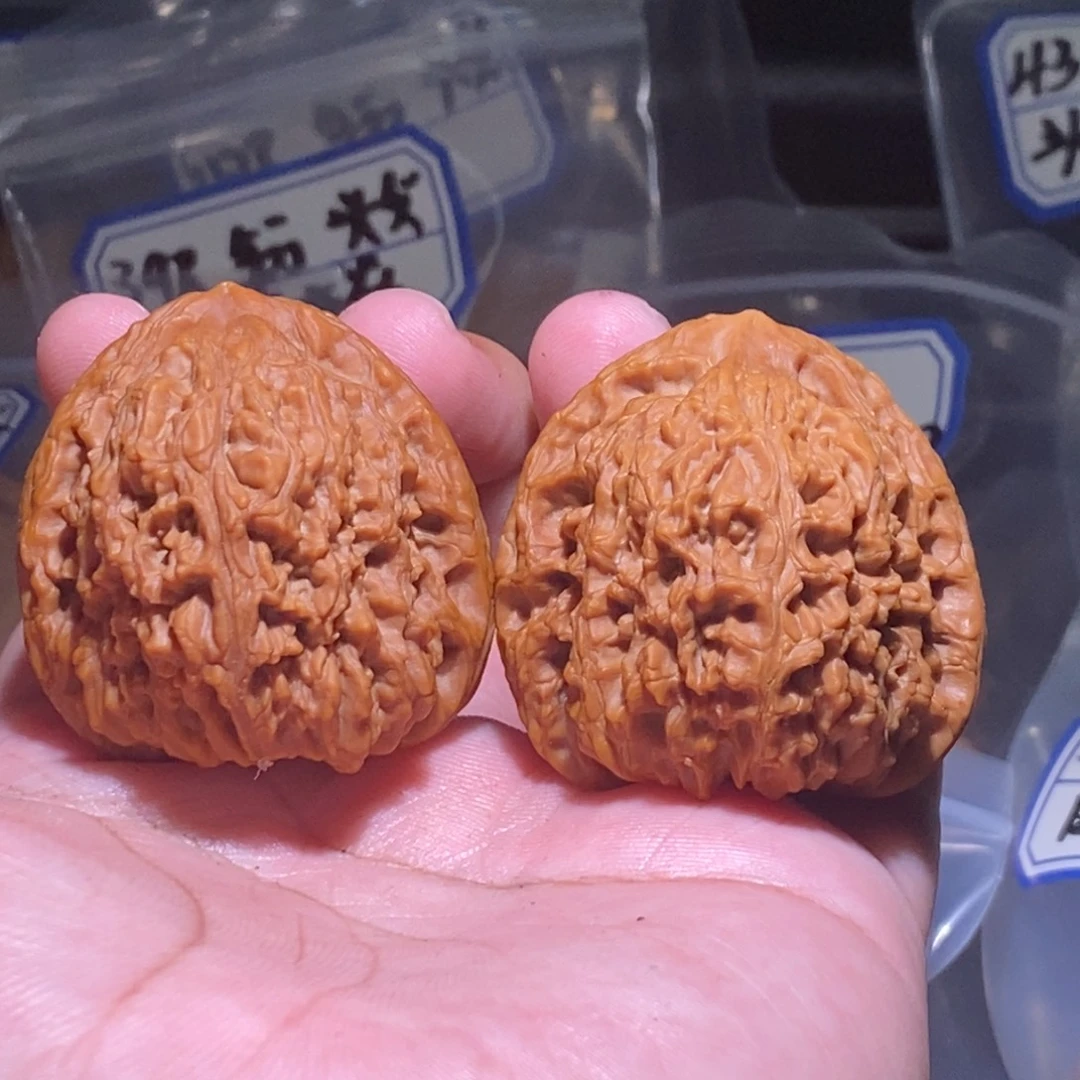 （***）文玩核桃吊坠40全品南疆