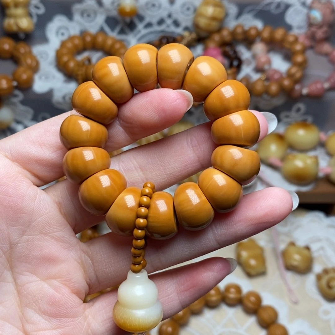 手串猴头核桃奶油大肠手捻葫芦