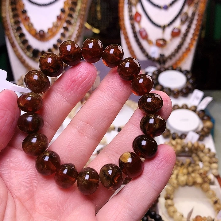 琥珀未镶嵌裸石13+血蜡275