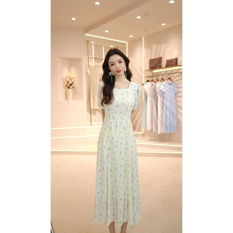 艾格夏季法式新款时尚休闲通勤连衣裙女显瘦气质温柔感碎花长裙