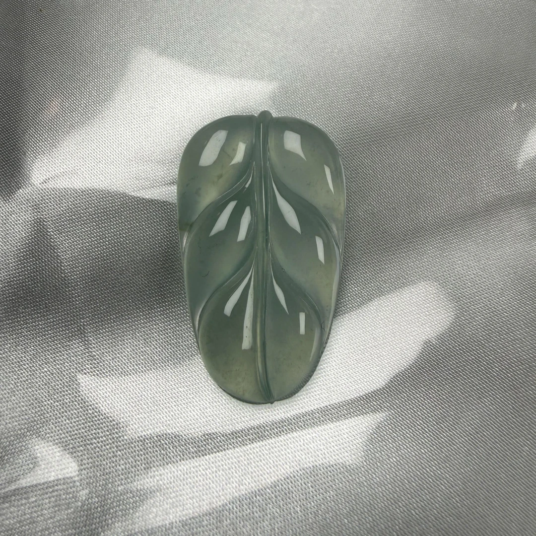 久鱼珠宝 18K金翡翠挂件9246