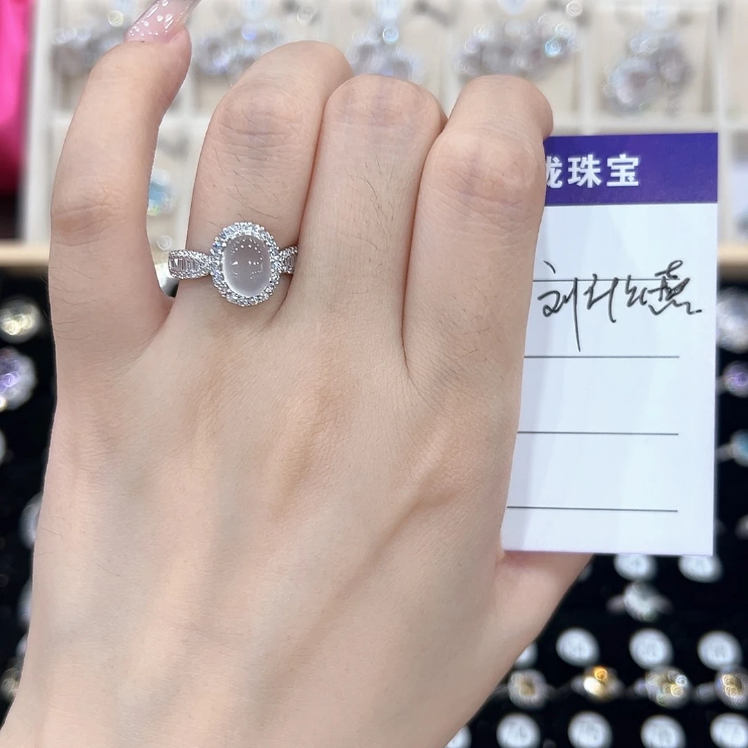 刘***燕黄晶戒指银S925镶嵌戒指
