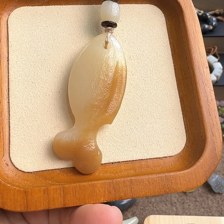 初****和田玉未镶嵌吊坠(不含链)