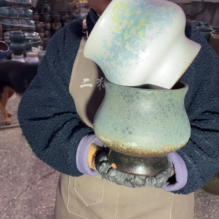 花盆紫砂口17高20瑕疵瑕疵