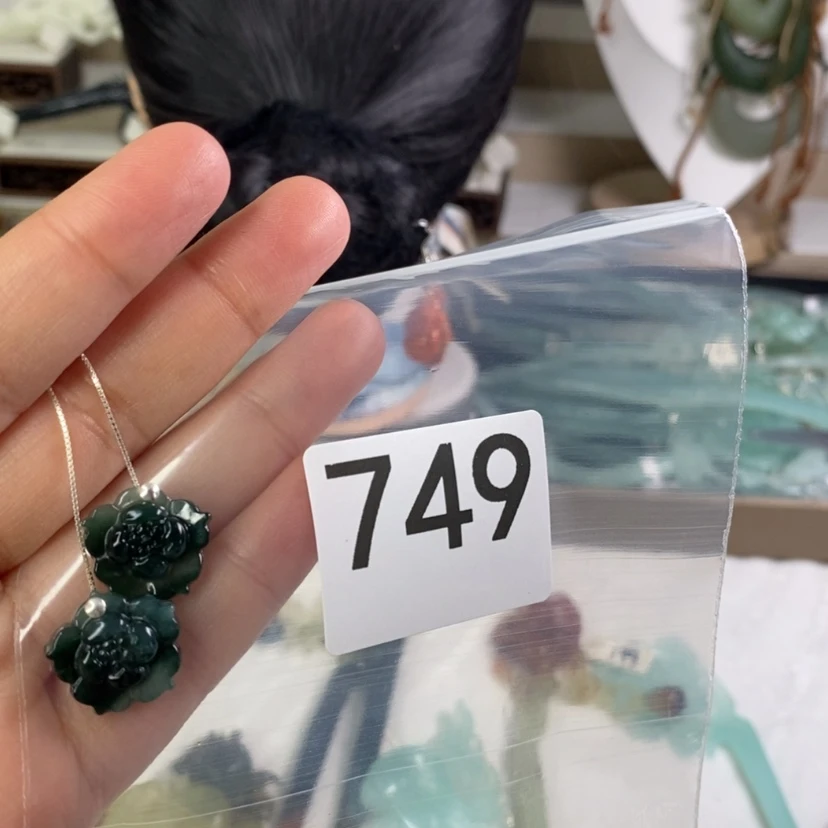 【闪购商品】岫玉发饰未镶嵌飘*?