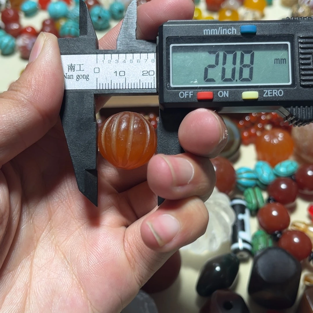 玛瑙/玉髓未镶嵌珠宝奇石