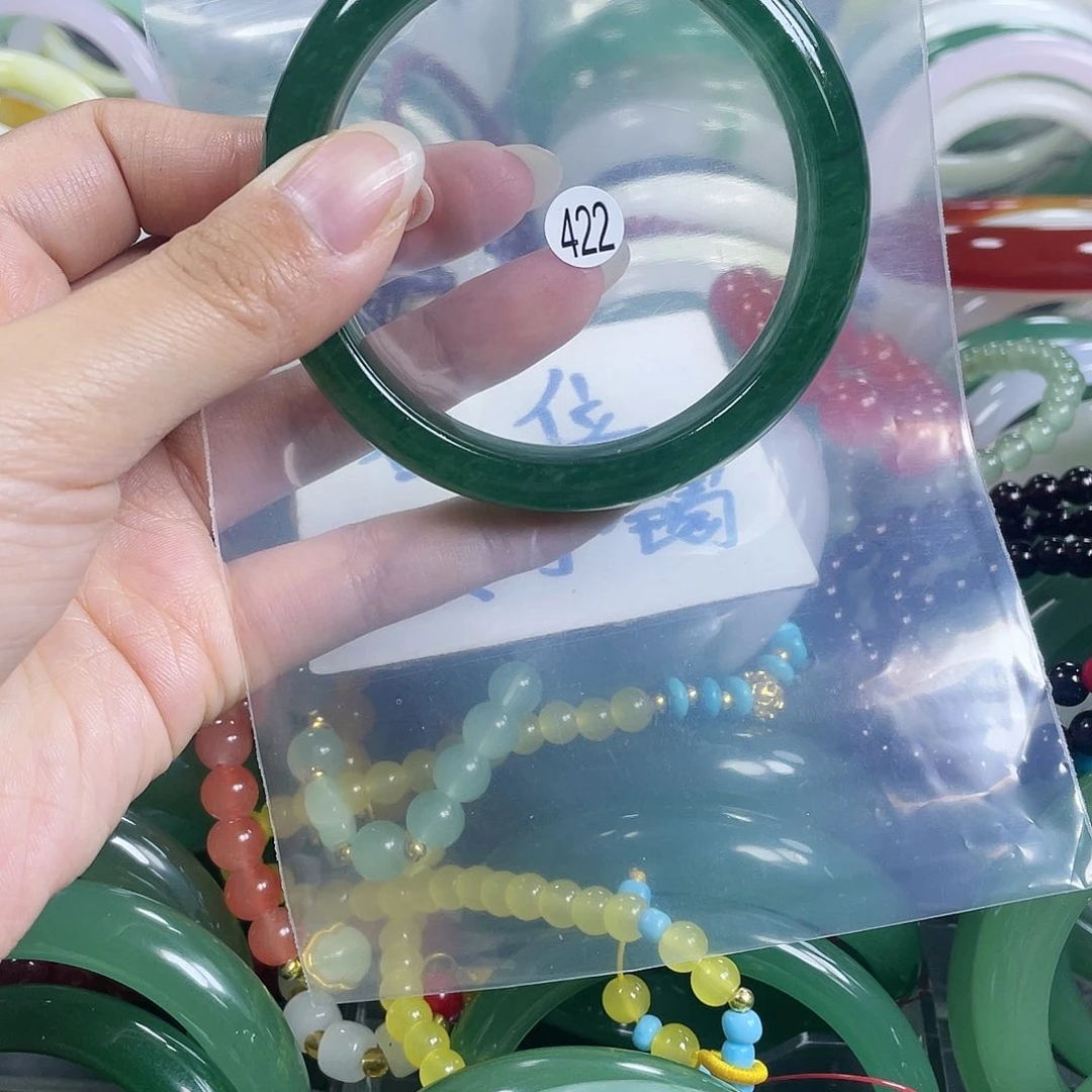 【闪购商品】石英质玉手镯未镶嵌59