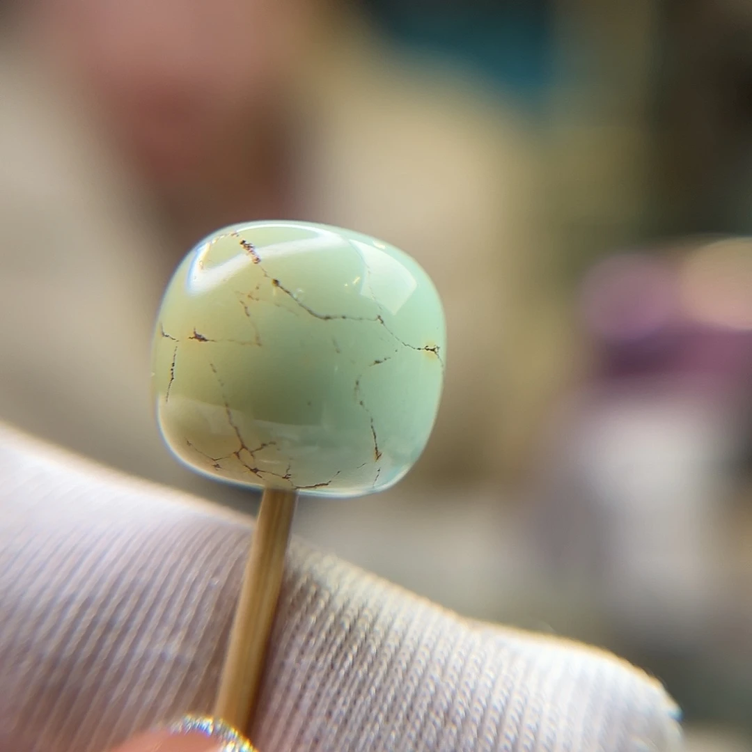 绿松石未镶嵌珠宝奇石15