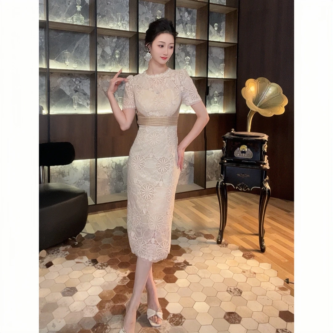 21236轻奢气质蕾丝拼接修身时尚包臀优雅复古名媛日常收腰连衣裙