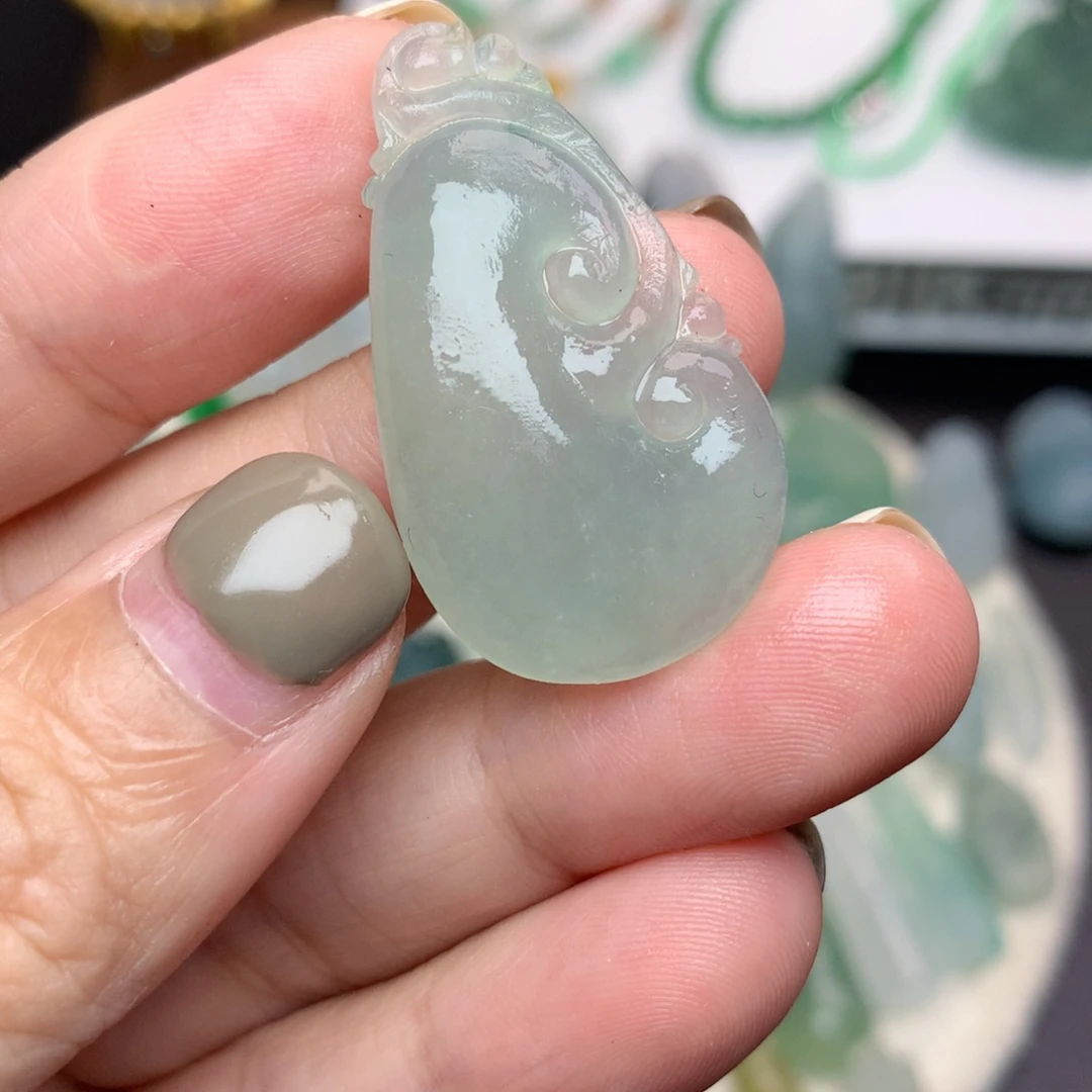 未镶嵌定制翡翠如意