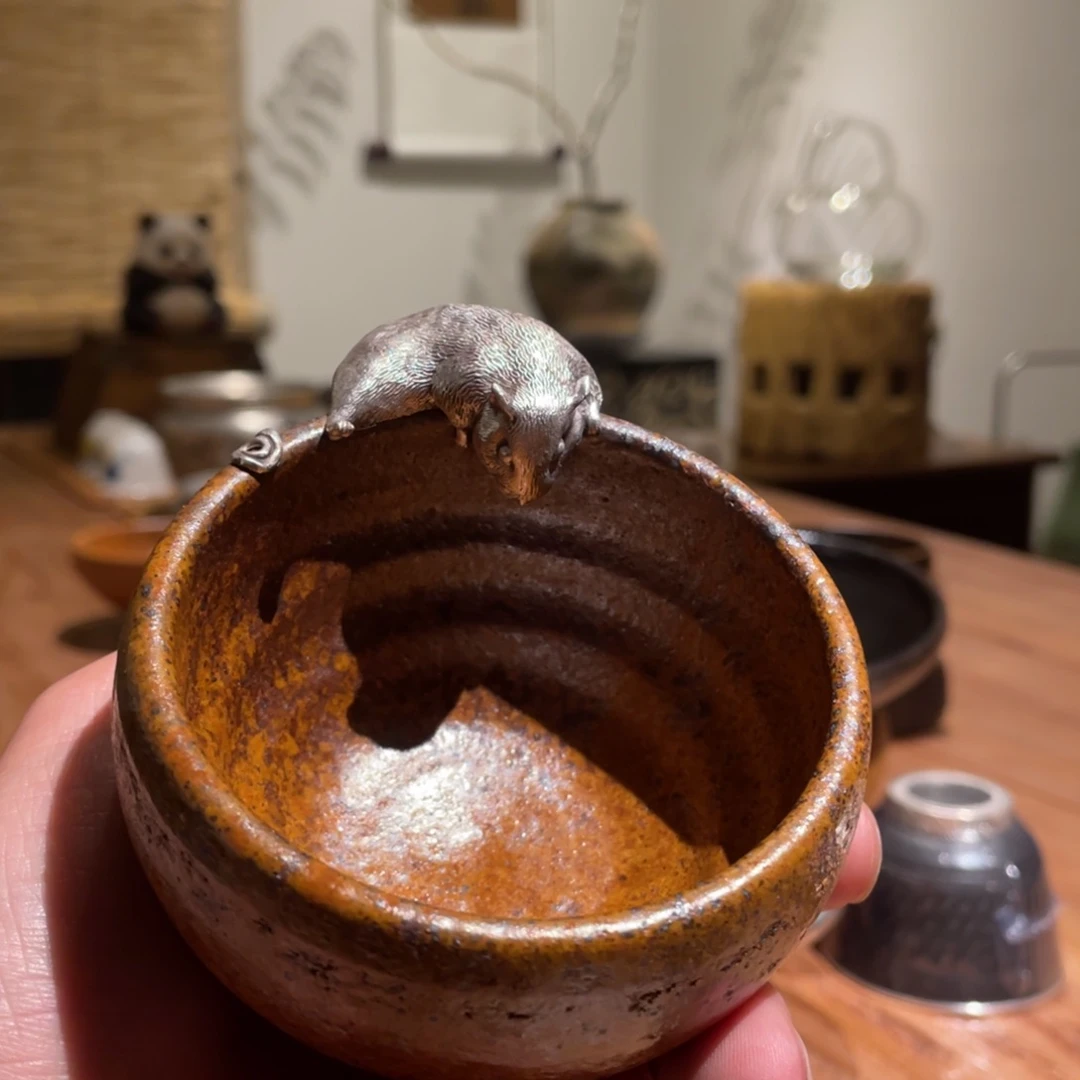 藍**憶足银999鼠杯，顺丰快递