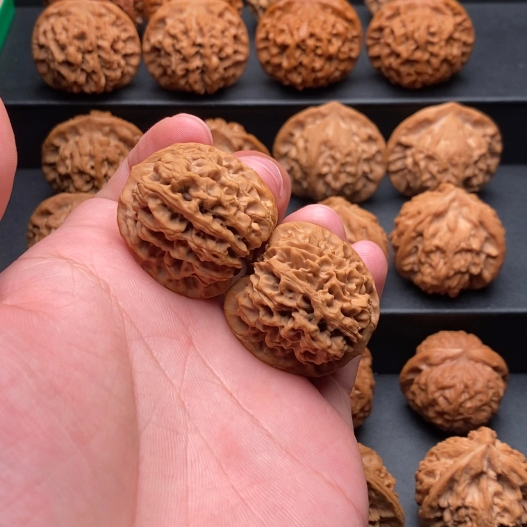 脸***粑文玩核桃吊坠34秦闷