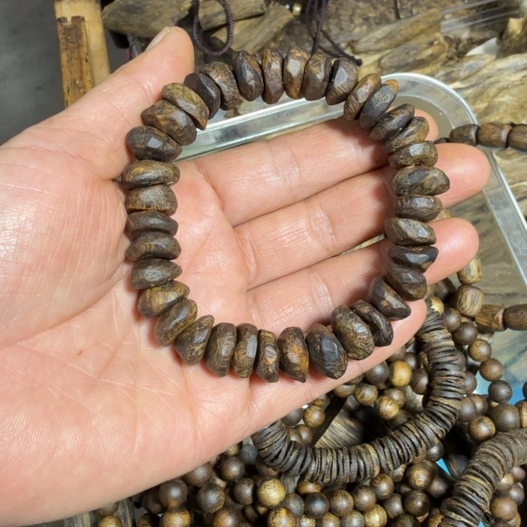 悟***生1.2棋楠树丁熏香木屑18克