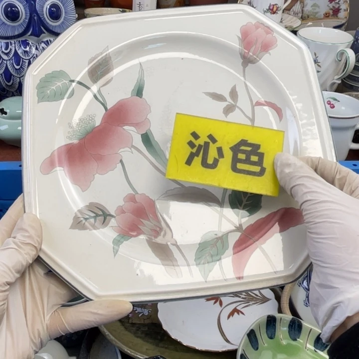 他家瓷器真美…开播了