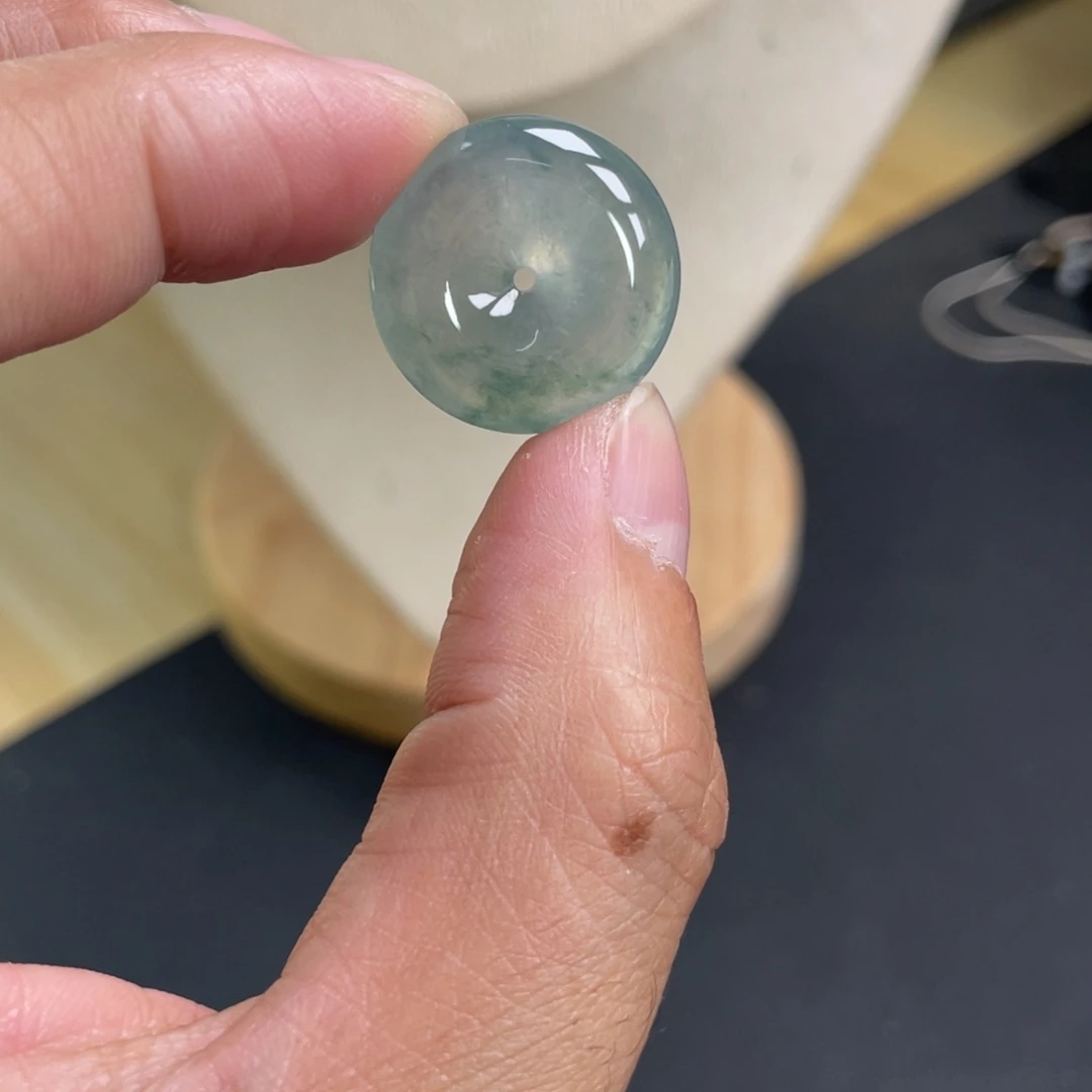 翡翠未镶嵌颈饰21.2-6.4