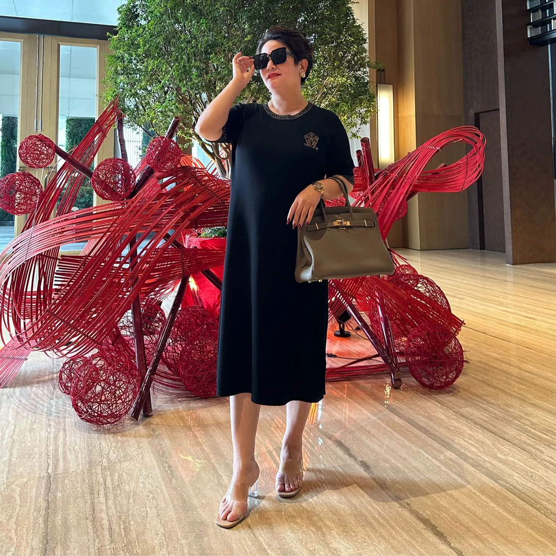 2025春夏新款裙子轻奢意大利进口面料高弹力冰凉针织连衣裙0266