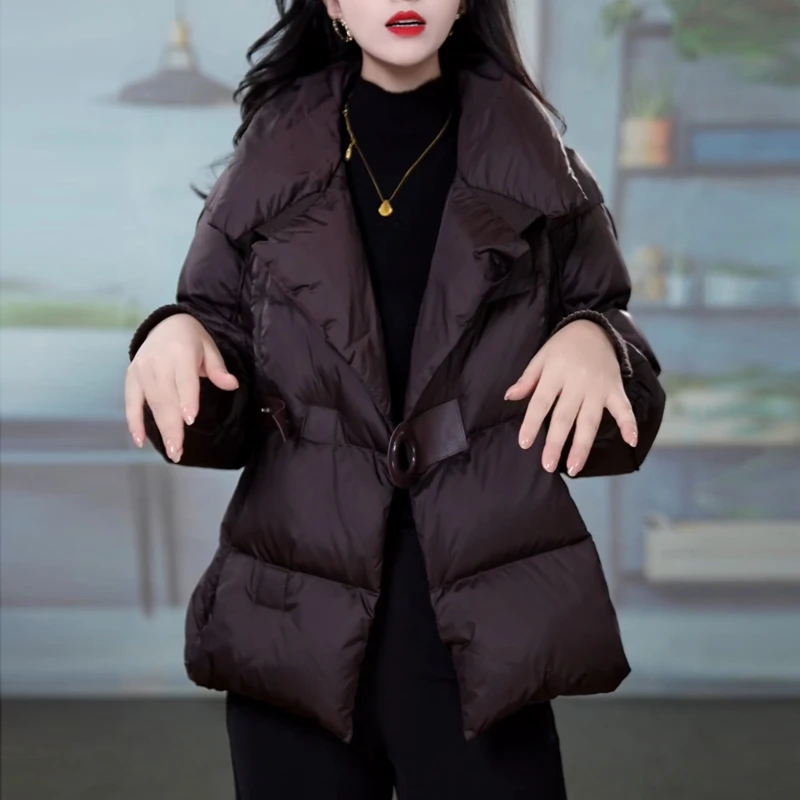 冬季白鸭绒羽绒服妈妈装气质百搭时尚今年流行爆款小个子短款外套