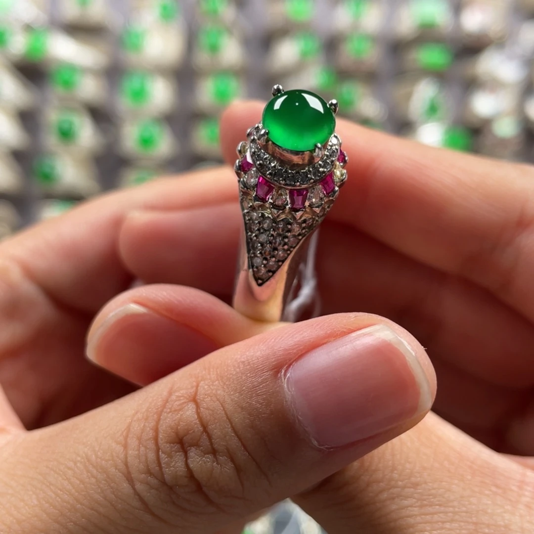 定制翡翠未镶嵌翡翠