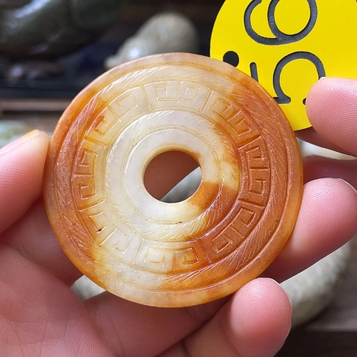 和田玉（糖玉）未镶嵌颈饰