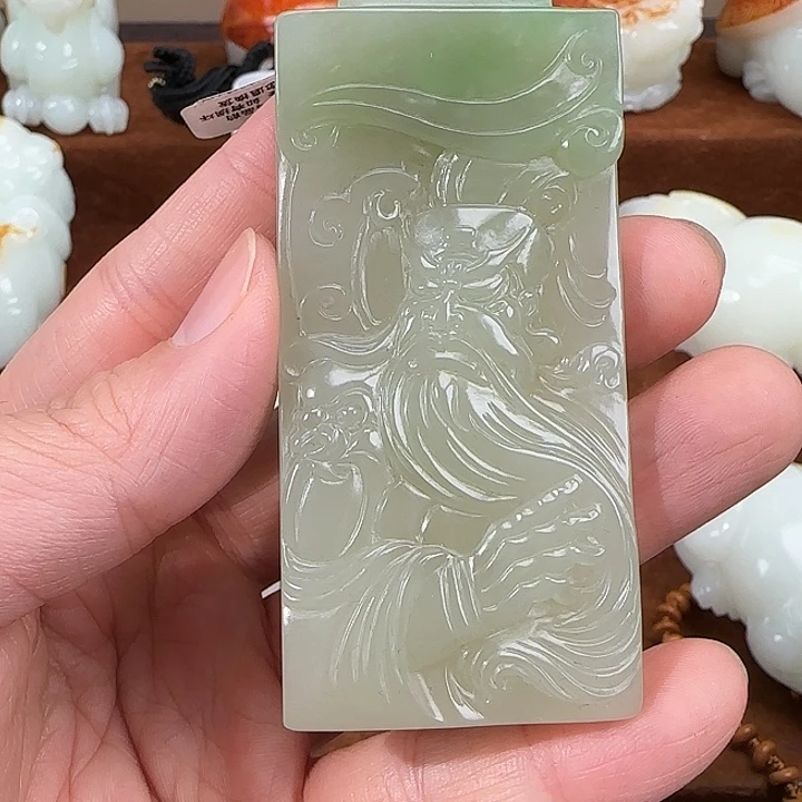 心***神和田玉未镶嵌颈饰