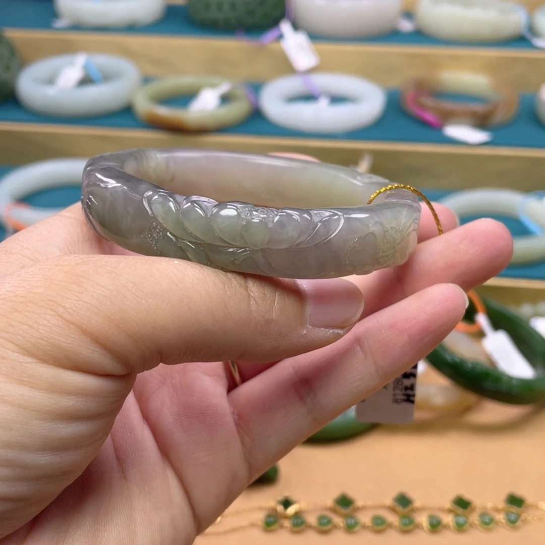 和田玉手镯未镶嵌7