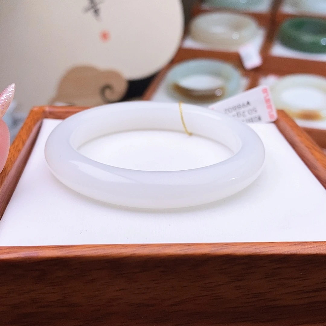 和田玉手镯未镶嵌50.2