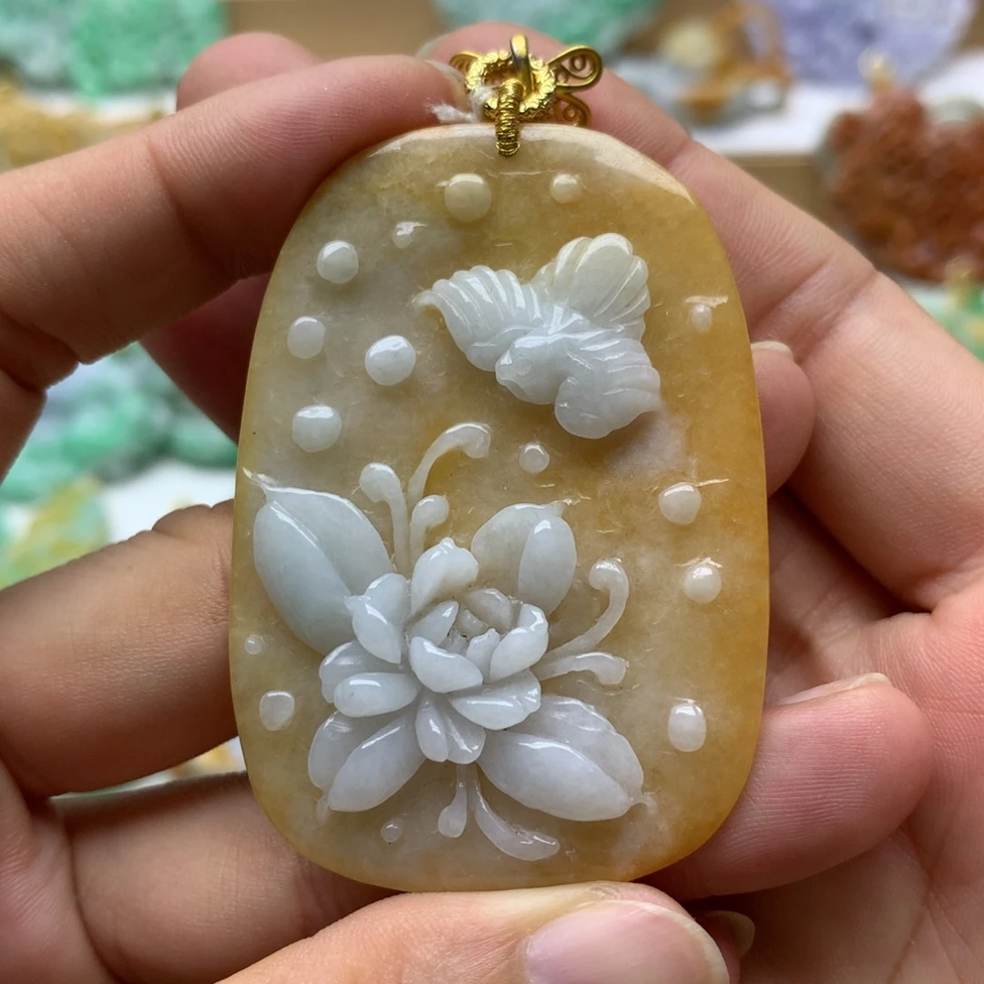 翡翠未镶嵌颈饰翡翠