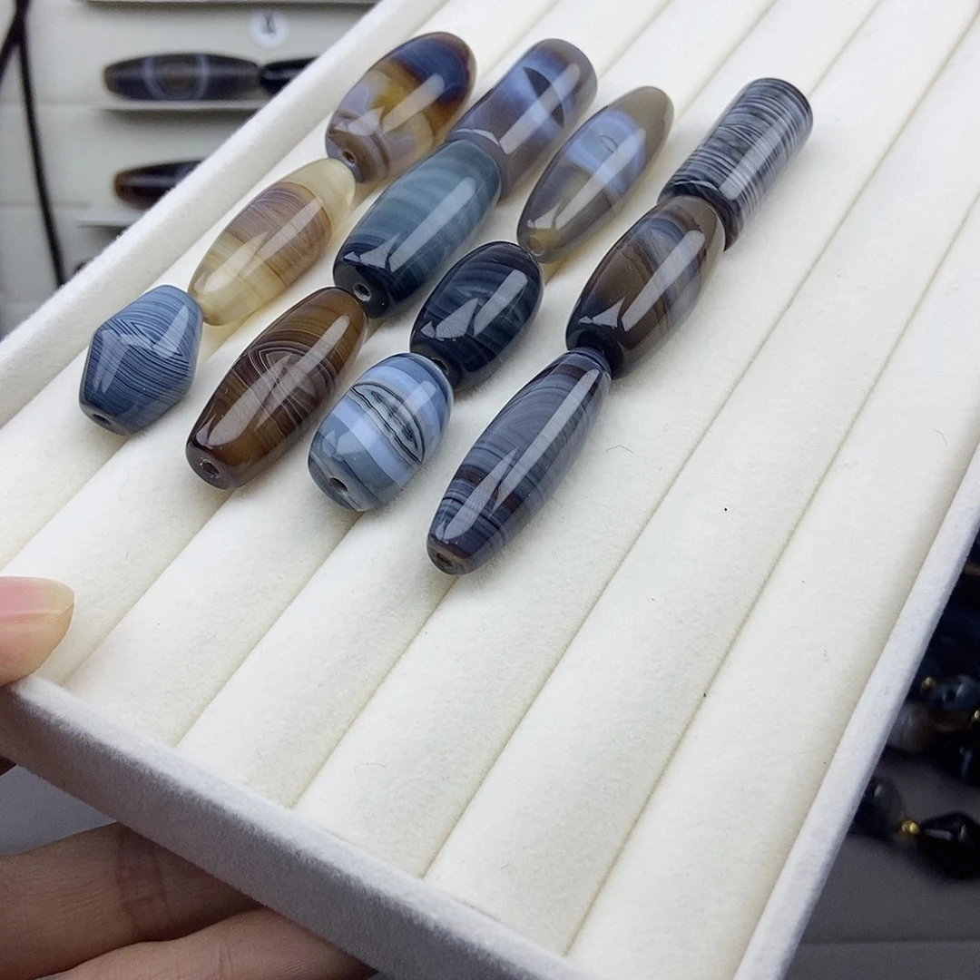怪***椒玛瑙/玉髓未镶嵌颈饰