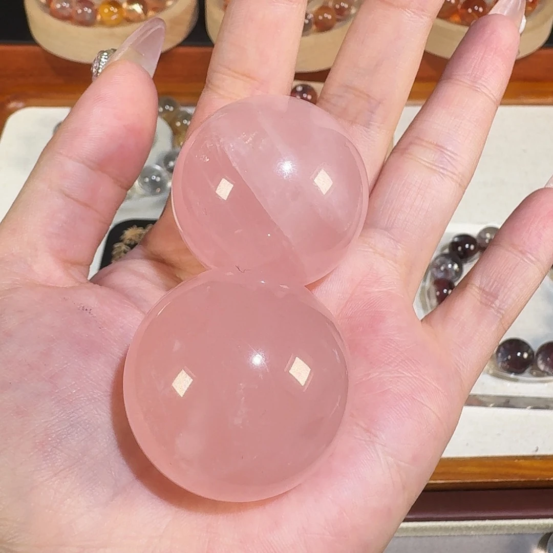 水晶手串未镶嵌财****?