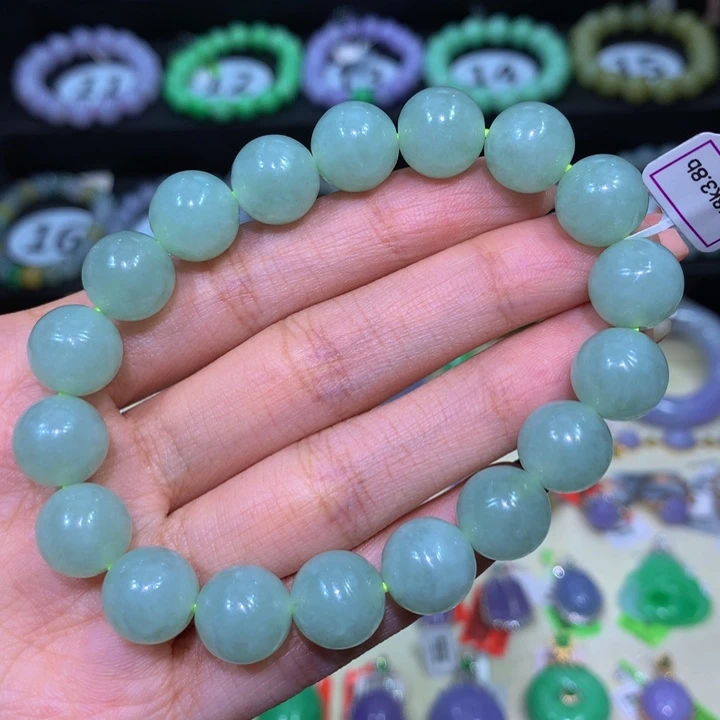 翡翠未镶嵌颈饰翡翠11