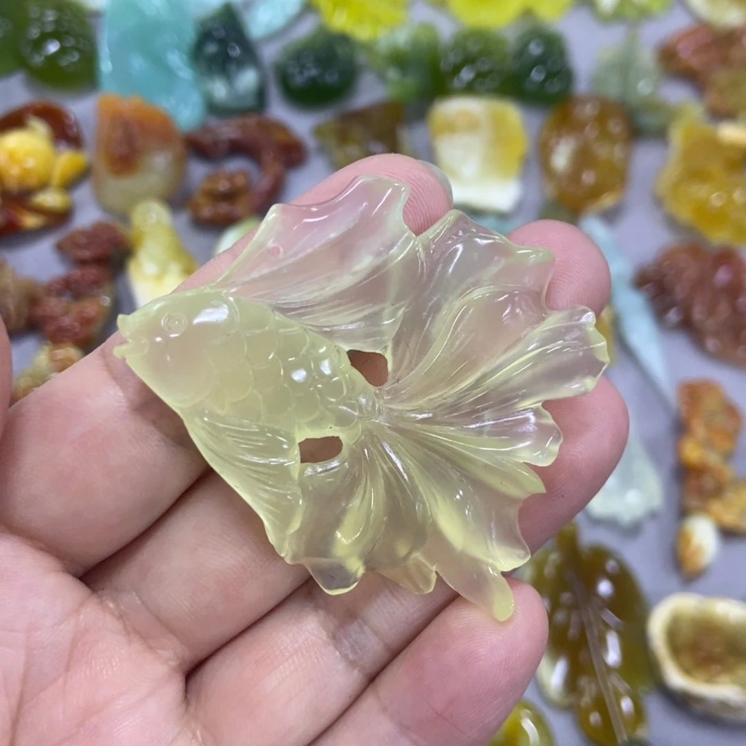 未镶嵌蛇纹石玉挂件