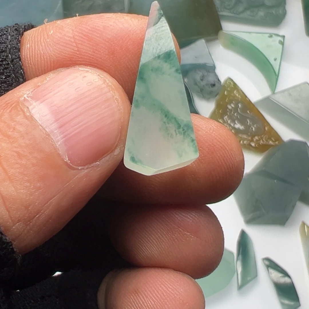 定制翡翠未镶嵌不包工