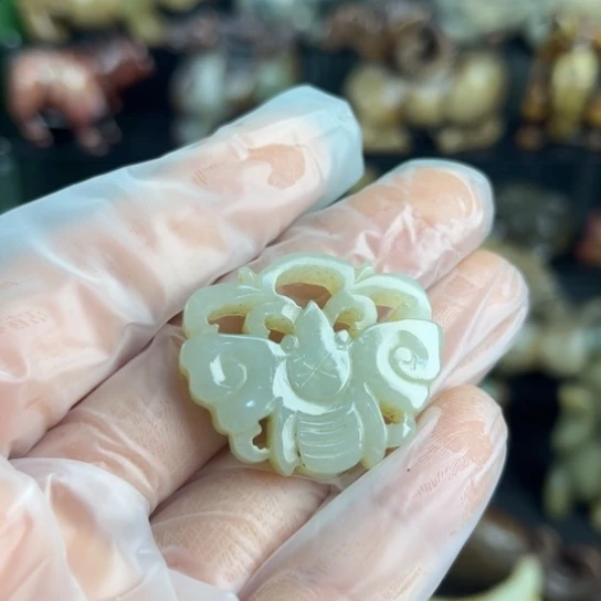 和田玉挂件未镶嵌