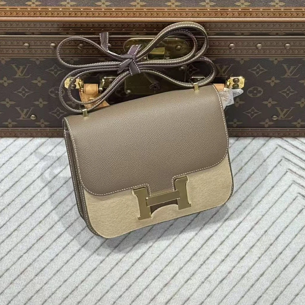 未使用 Hermes/爱马仕 lina/k刻/大象灰康康19包