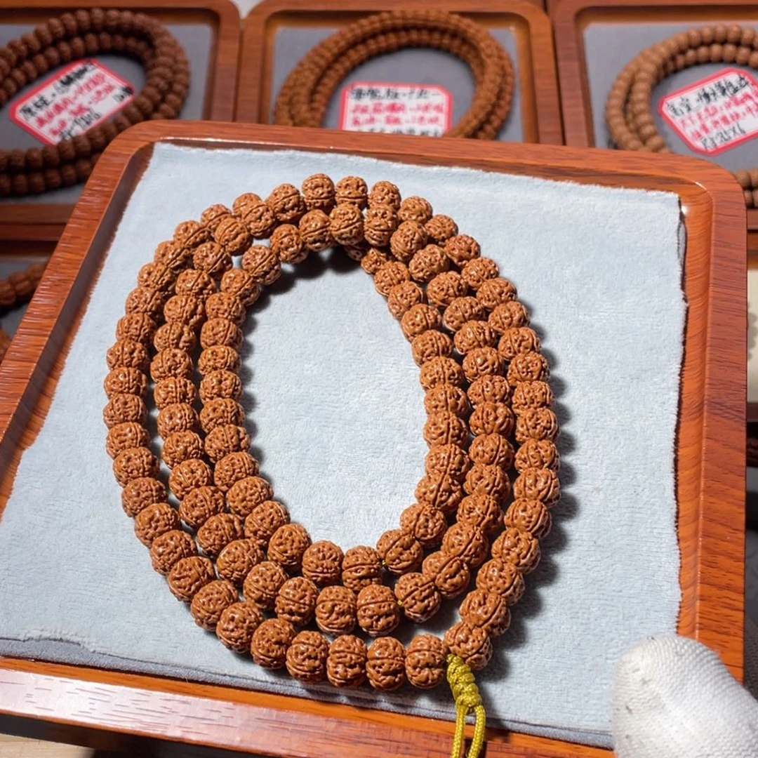 吊坠金刚菩提凹底梅花10+