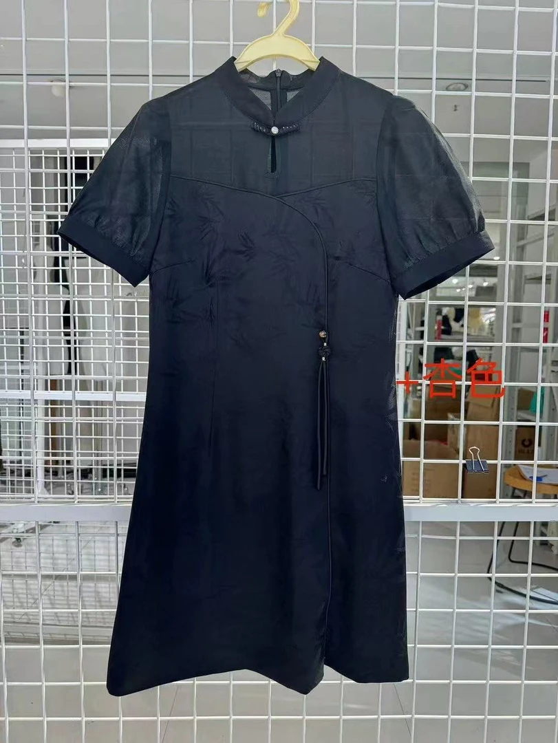 女士精品时尚连衣裙