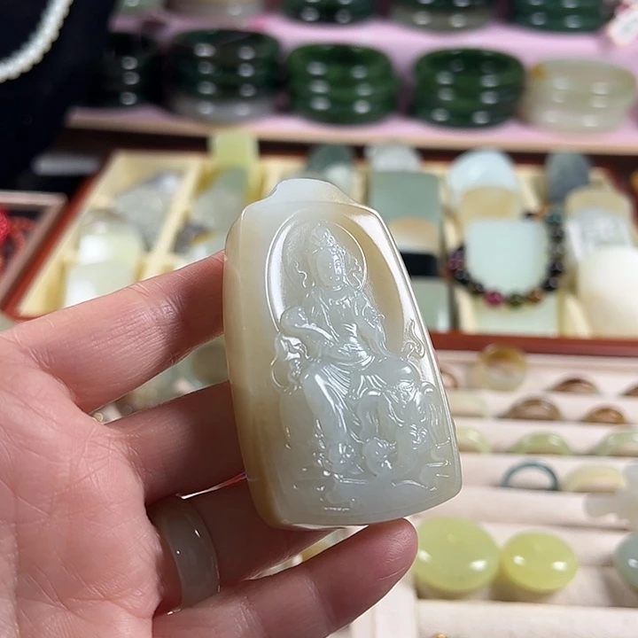 和田玉（糖玉）未镶嵌颈饰