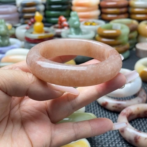 合金手镯石英岩玉