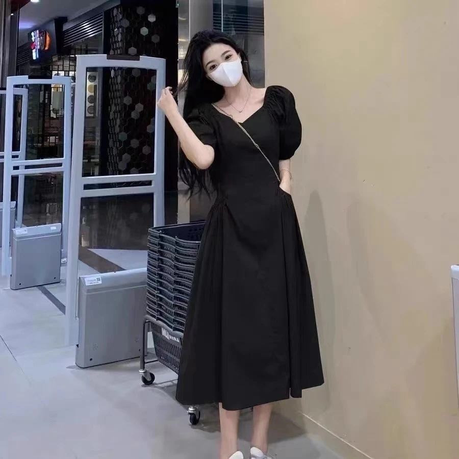 连衣裙时尚纯色夏季小众法式法式麦田拍照连衣裙