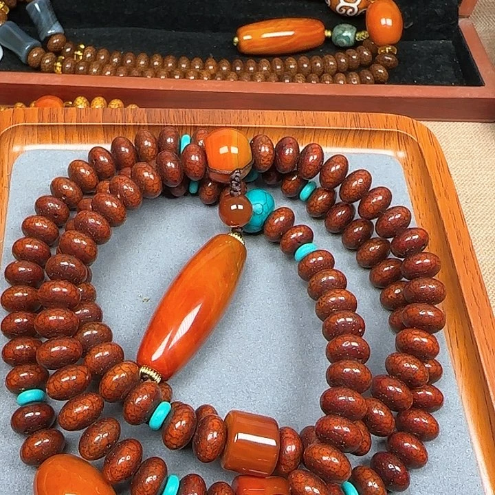 星月菩提吊坠喜*羊星月菩提吊坠