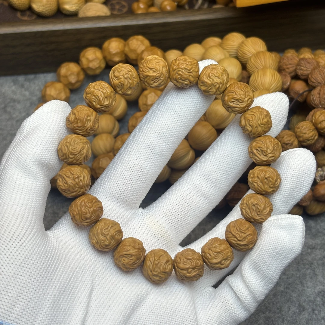 精雕猴头核桃文玩手串龙蛇变手持把玩佳品