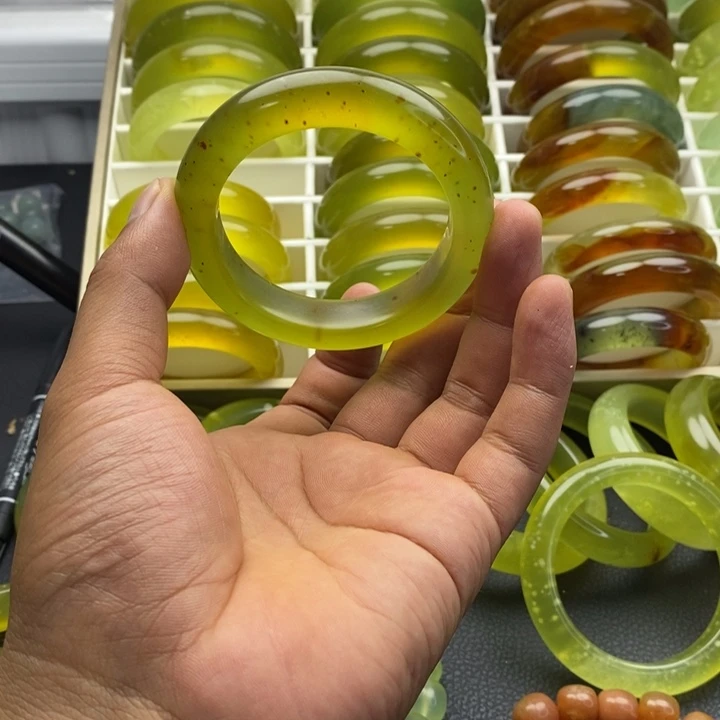 合金蛇纹石玉手镯