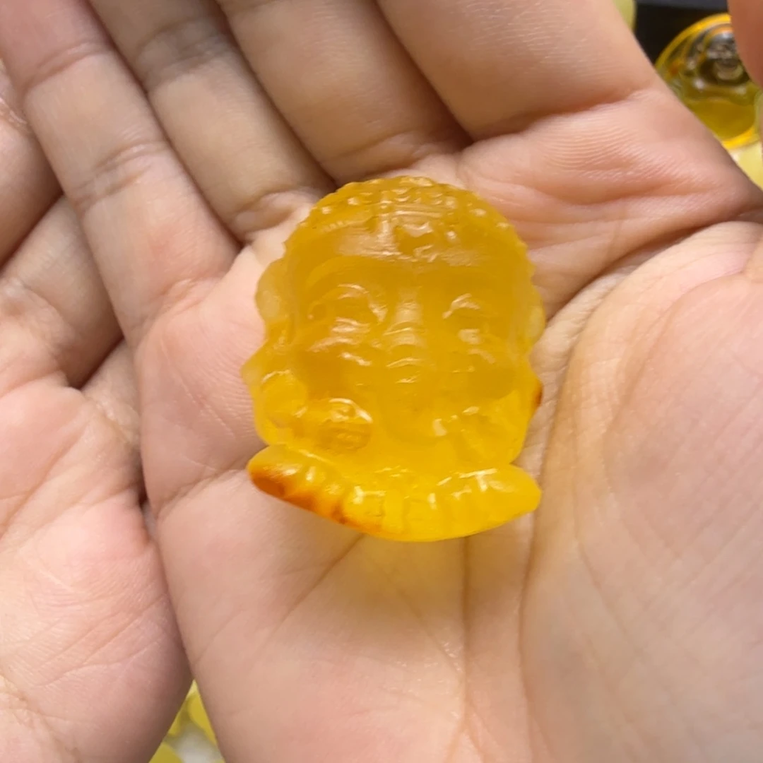 蜜蜡未镶嵌珠宝奇石