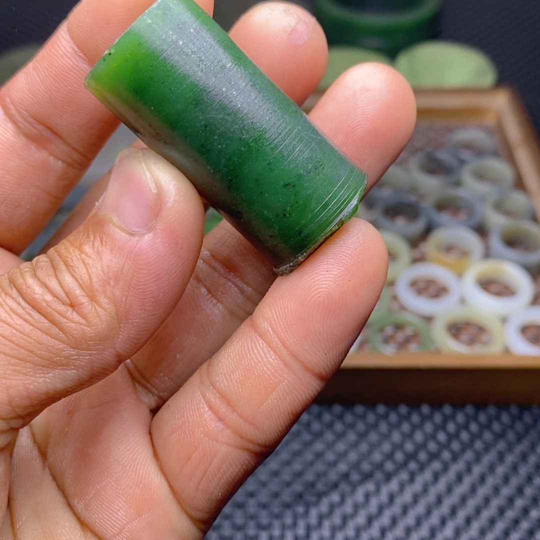 和田玉（糖玉）未镶嵌珠宝半成品