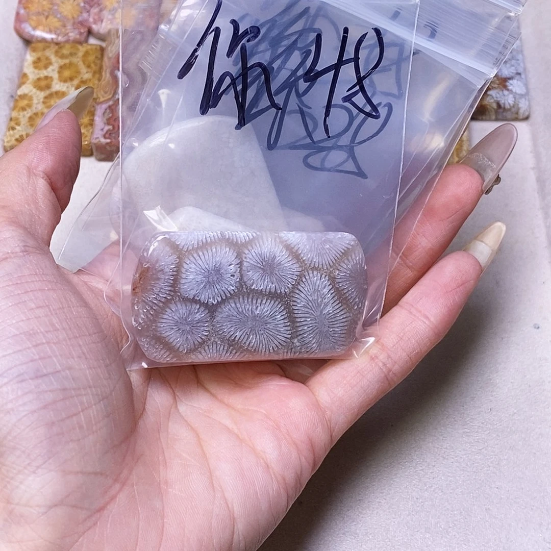 查罗石合金颈饰你***～