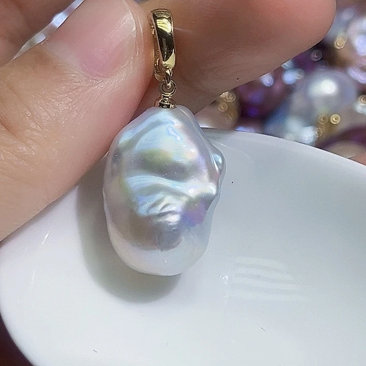 颈饰未镶嵌淡水珍珠