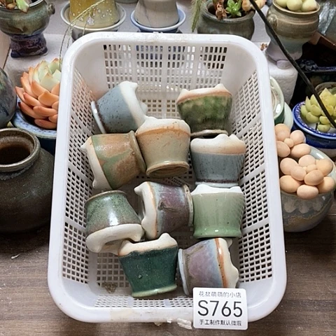 紫砂花盆765微瑕品口径3厘米左右的