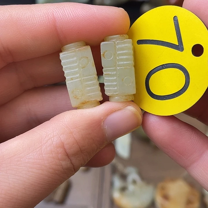 和田玉（糖玉）未镶嵌颈饰